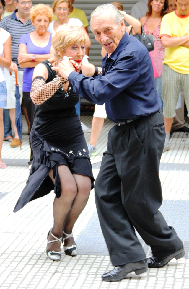 Buenos Aires - Old Couple doing the Tango - Street Dancing - San Telmo - Argentina - Street Entertainment